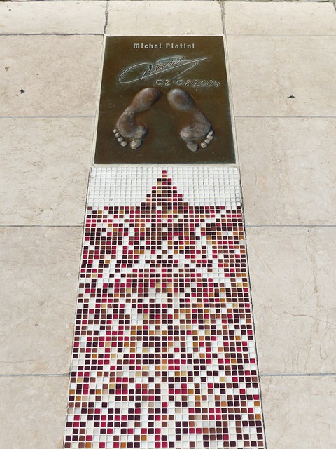 果及其对两 果及其对两